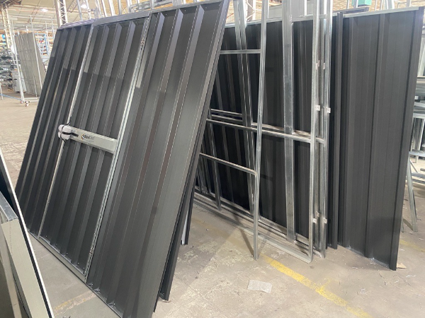 SteelChief's Made-to-Order Garden Shed Panels