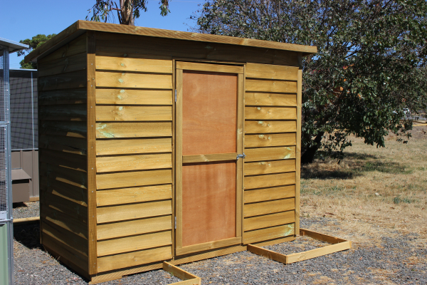 Narrow Timber skillion shed